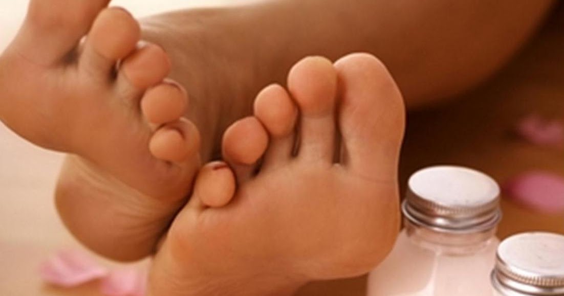 Kona Tanning Co.'s Beauty Blog How To Keep The Bottoms Of Your Feet