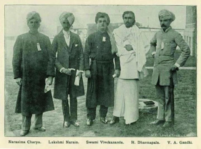 Swami+Vivekananda+with+other+Religious+Leaders+at+First+Religions+Parliament+-+Chicago,+USA+1893+b