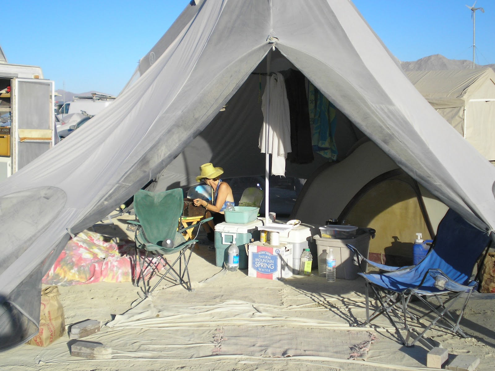 Four Bees North Pole Shade Tent, Burning Man Shade Revisited!
