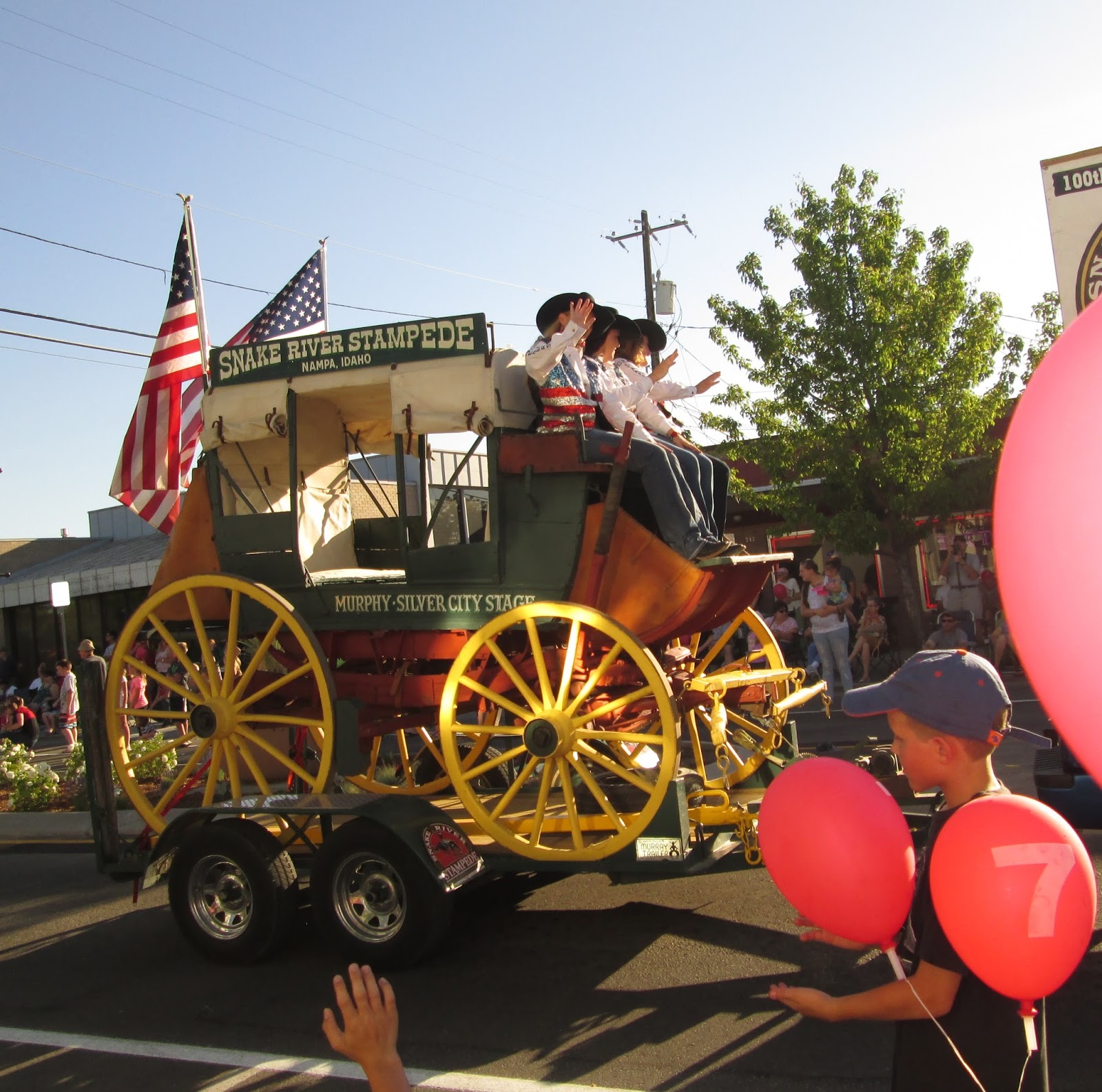 Happy Clean Living Meridian Idaho Dairy Days Parade 2015