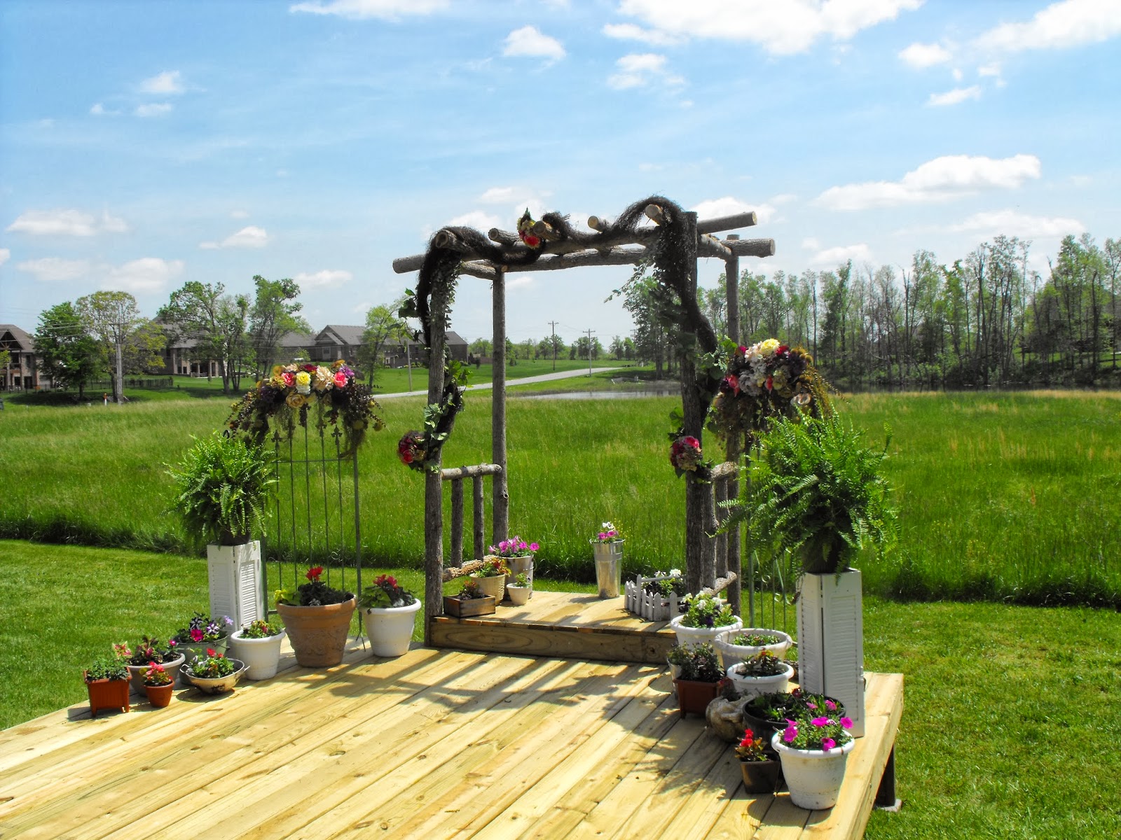 Do It Yourself Projects On The Cheap Diy Wedding Arbor