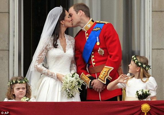 prince william and kate kissing. Prince William kisses HRH Kate
