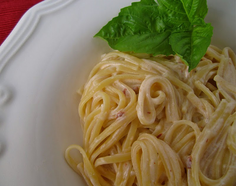 Stephanie Cooks Chipotle Alfredo Sauce