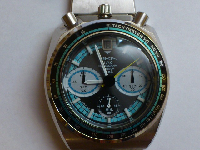 細腕男の腕時計コレクション: セイコーアルバ AKAツノ型クォーツクロノグラフ V-657
