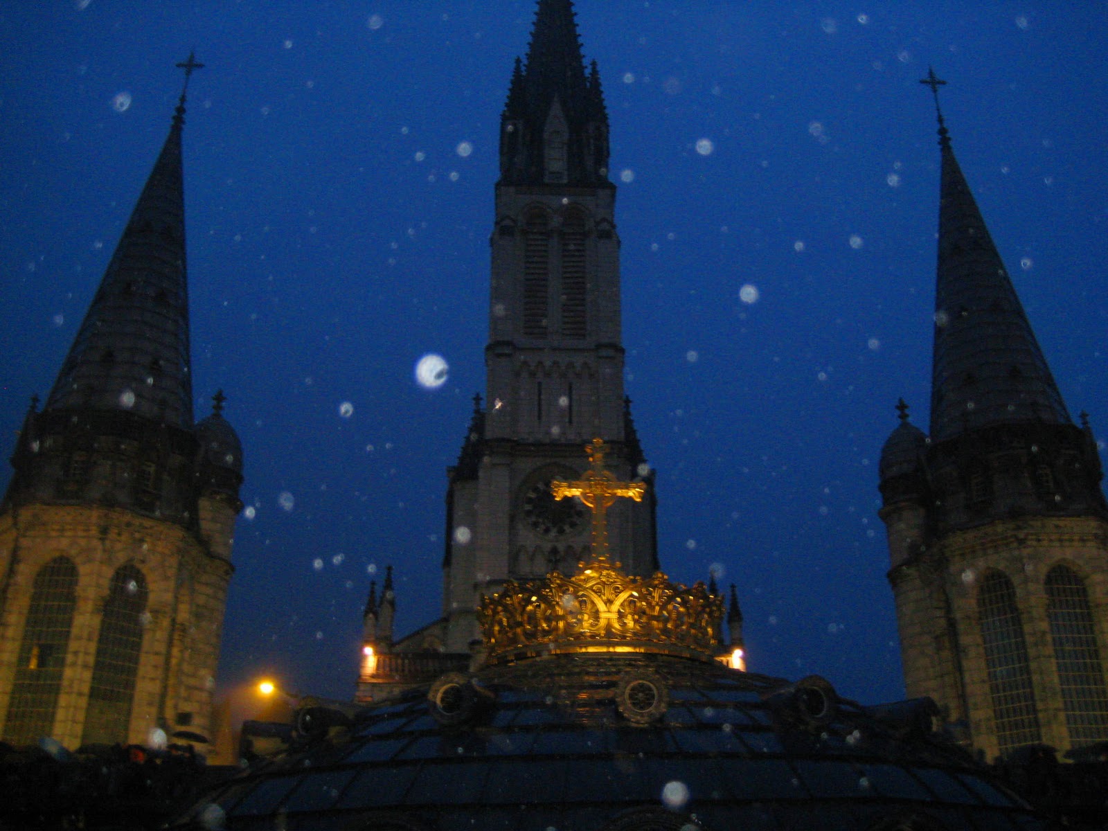 MD Photos Lourdes, France in 2009