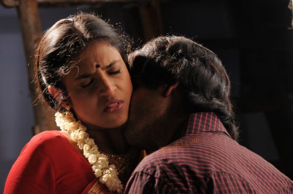 Tamil film sex boob scene pic