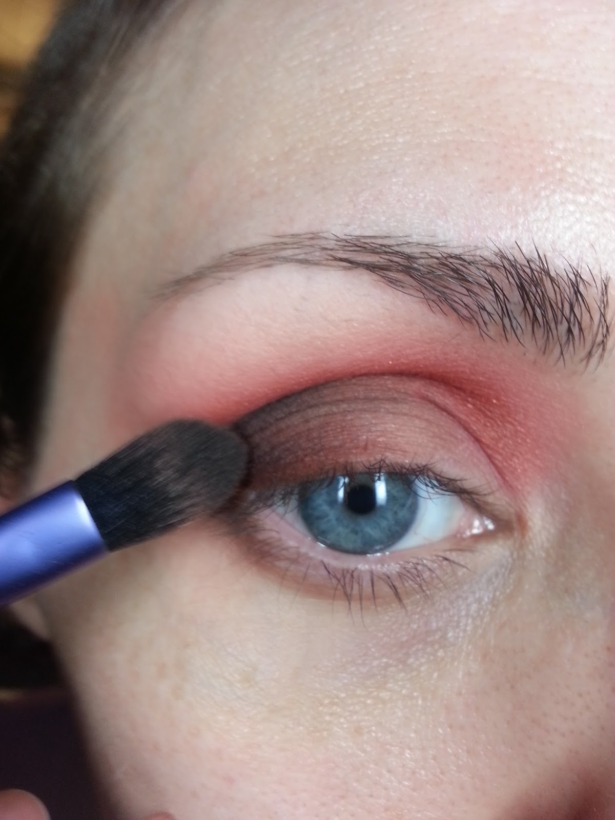 Makeup Matters Red Eyeshadow Tutorial