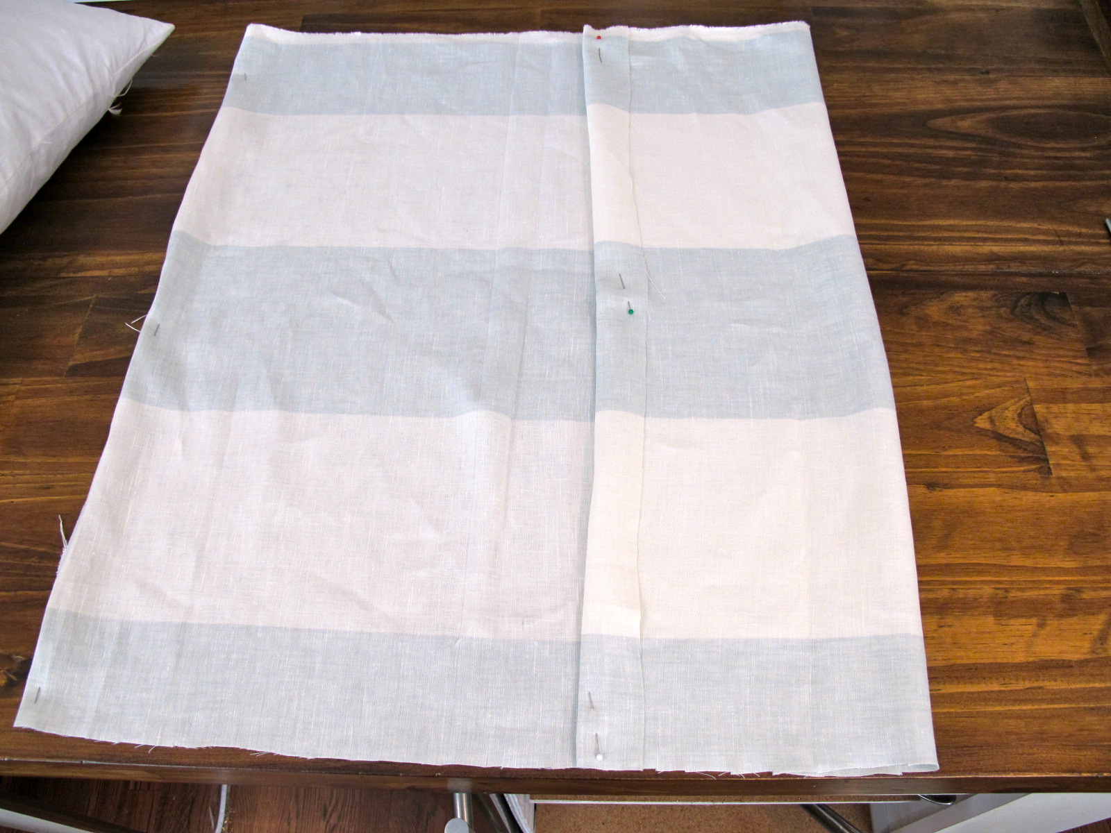 Jenny Steffens Hobick Home How to Make a Pillow Case (without a
