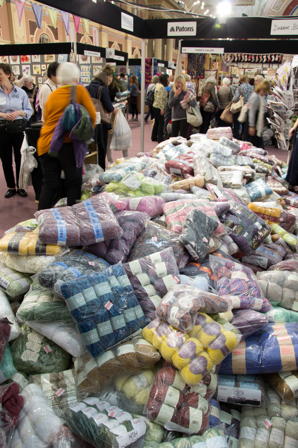 The knitting and stitching show Airali