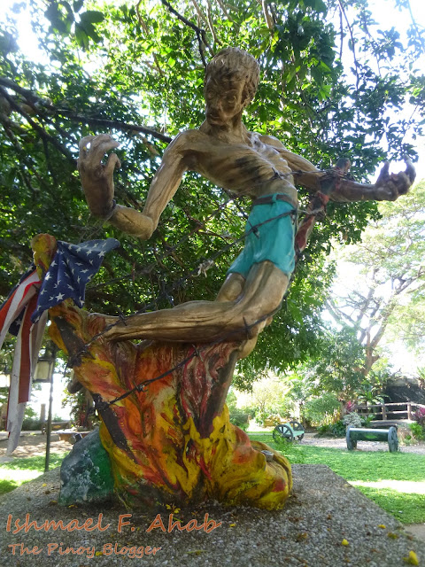 Monument commemorating the World War 2 massacre at Plaza Cuartel, Puerto Princesa