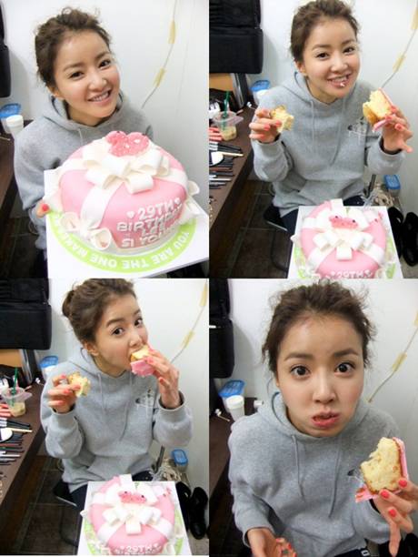 Lee Si Young Lovely: Profile Lee Si Young