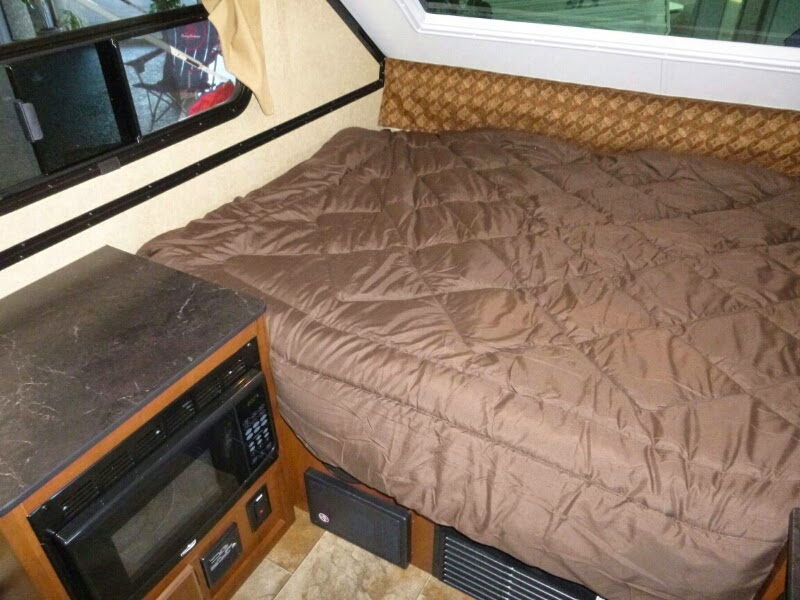 NW RVenture How to set up and fold down a Jayco A Frame!