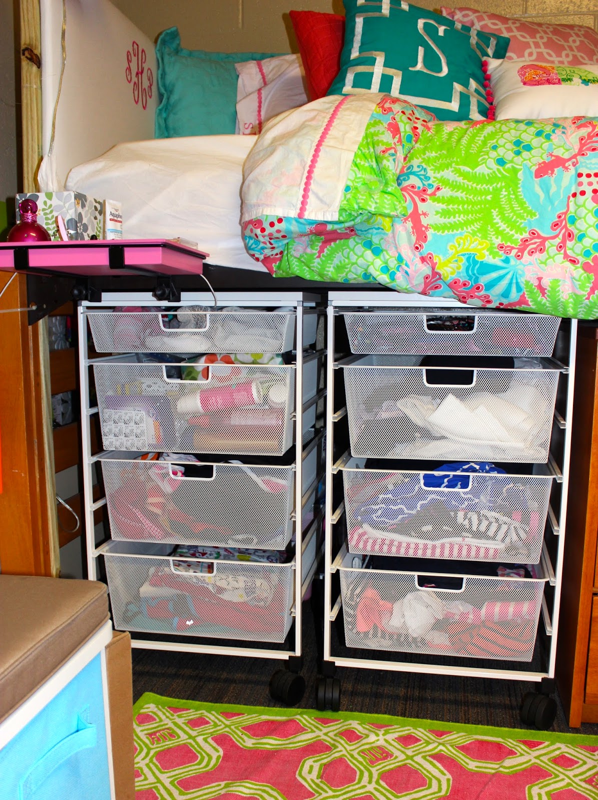Dorm Room Essentials! Prep Avenue