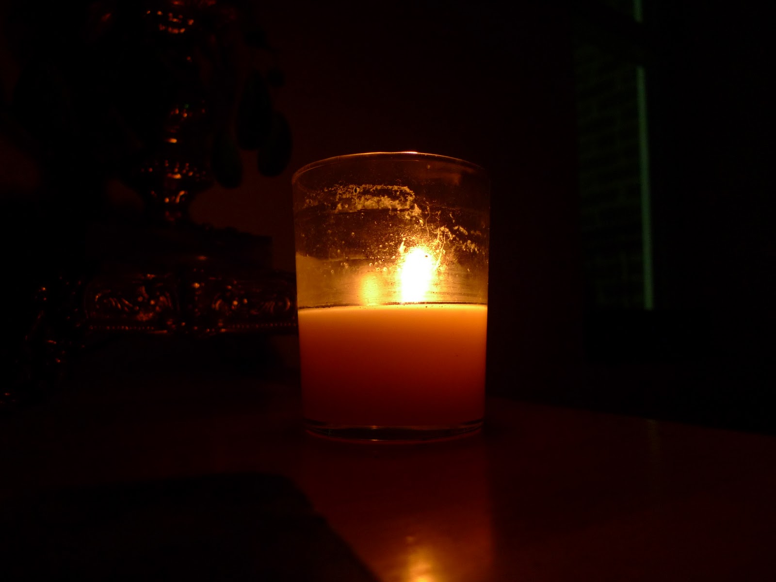 http://3.bp.blogspot.com/-_Z14Vk7sUFc/TwRkBMihjlI/AAAAAAAAJVE/ssnaFi8v2eg/s1600/candle+light+_20.jpg