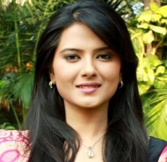 Kratika Sengar Wallpapers 2013