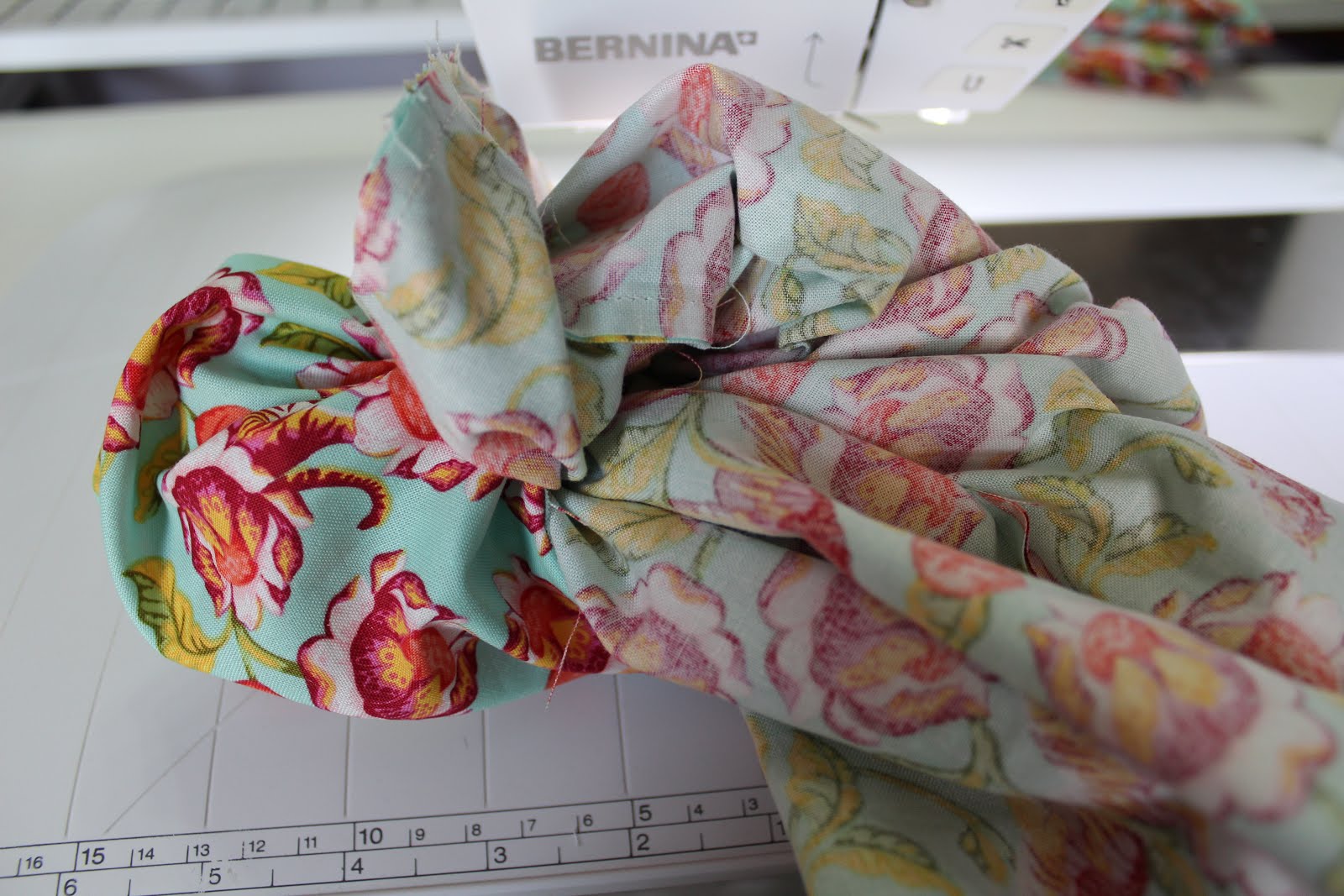 Feather Quilts Infinity Scarf Tutorial