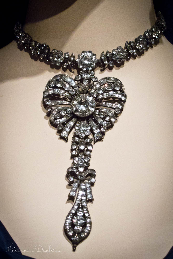 V282 The DeWitt Museum at Colonial Williamsburg American Duchess