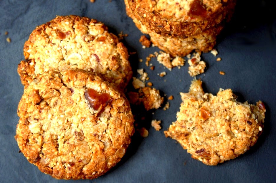Bienvenue chez Spicy Cookies aux dattes et au muesli (sans farine et