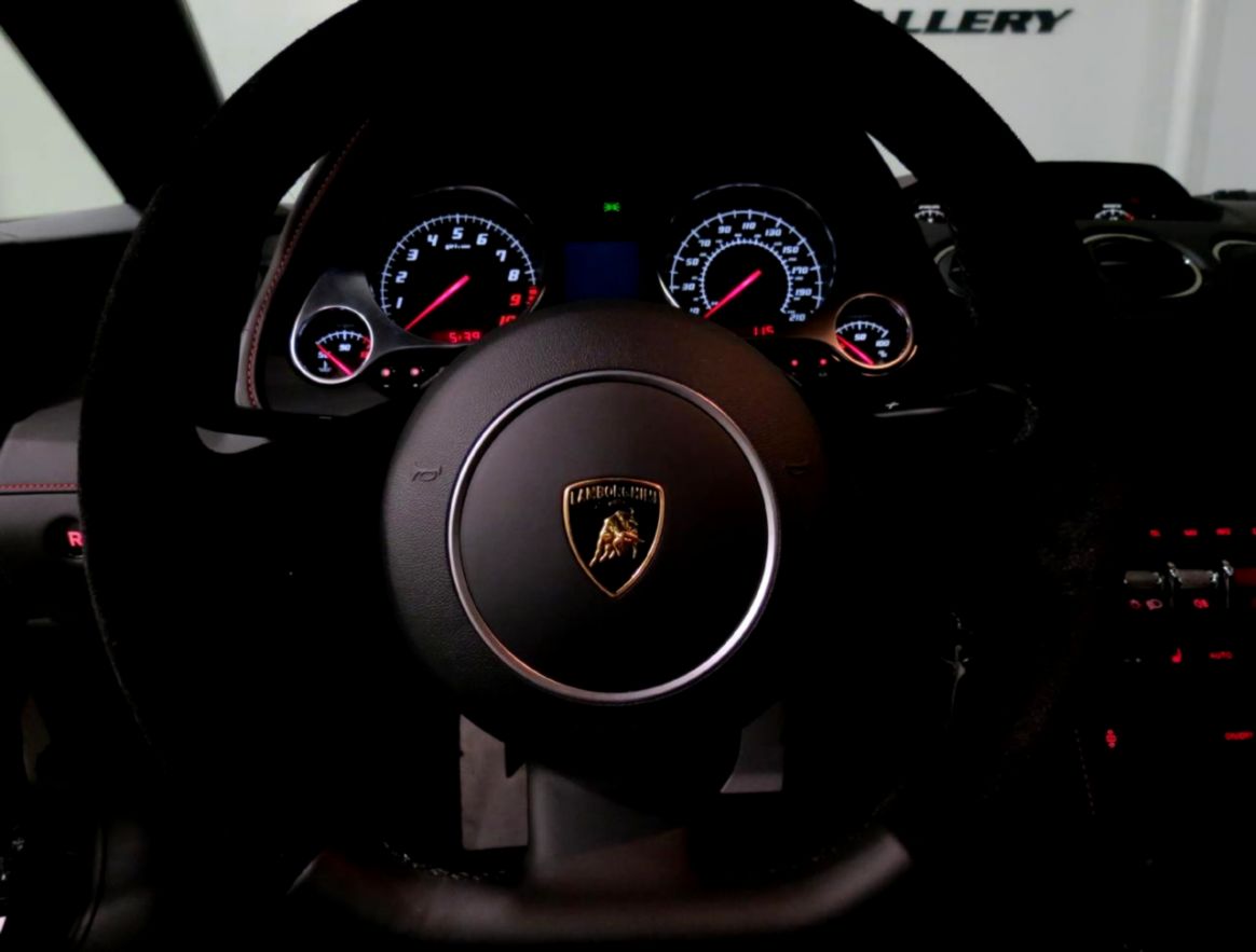 2013 Lamborghini Gallardo interior at Lamborghini Los Angeles 2013 Lamborghini Gallardo interior at Lamborghini Los Angeles