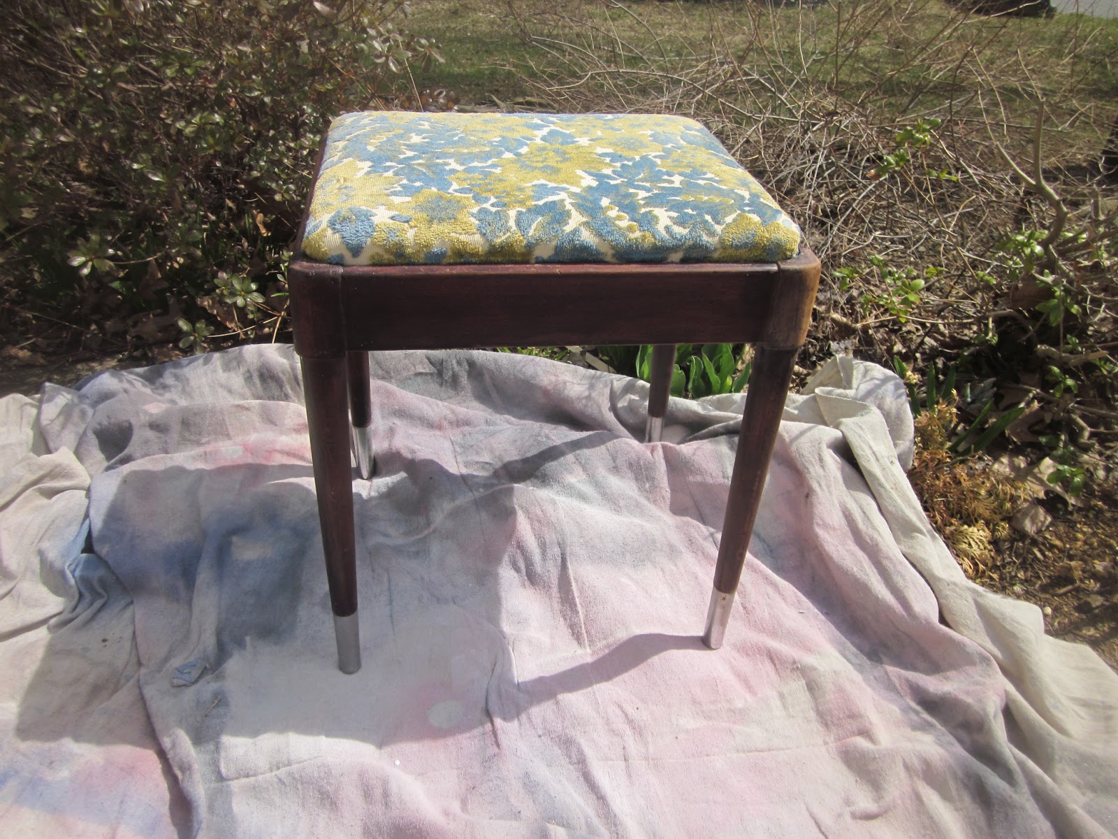 Uniquely Chic Furniture Sewing Machine Benches