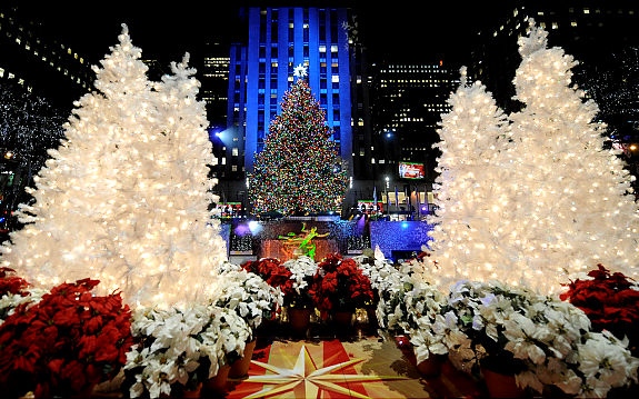 aaa tree service the rockefeller center christmas tree aaa tree service the rockefeller center christmas tree