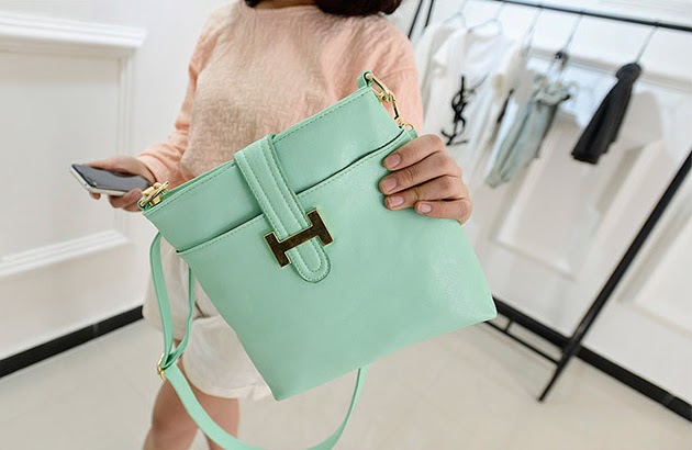 Túi xách thời trang, túi đeo chéo sỉ và lẻ cho các shop, cửa hàng