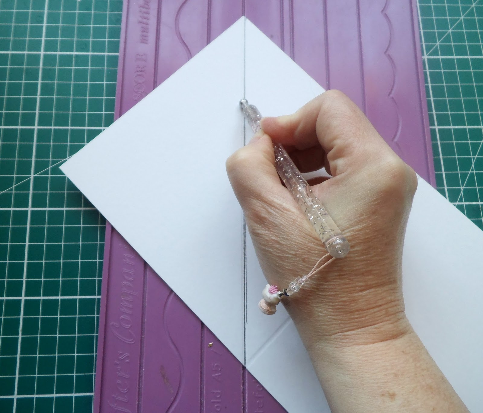 Card Art Kilcoole Tutorials Twisted Easel card Tutorial