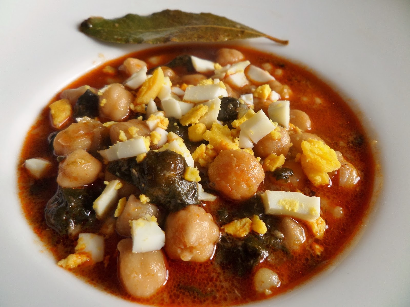 Aprendiendo a Cocinar GUISO DE GARBANZOS CON ESPINACAS