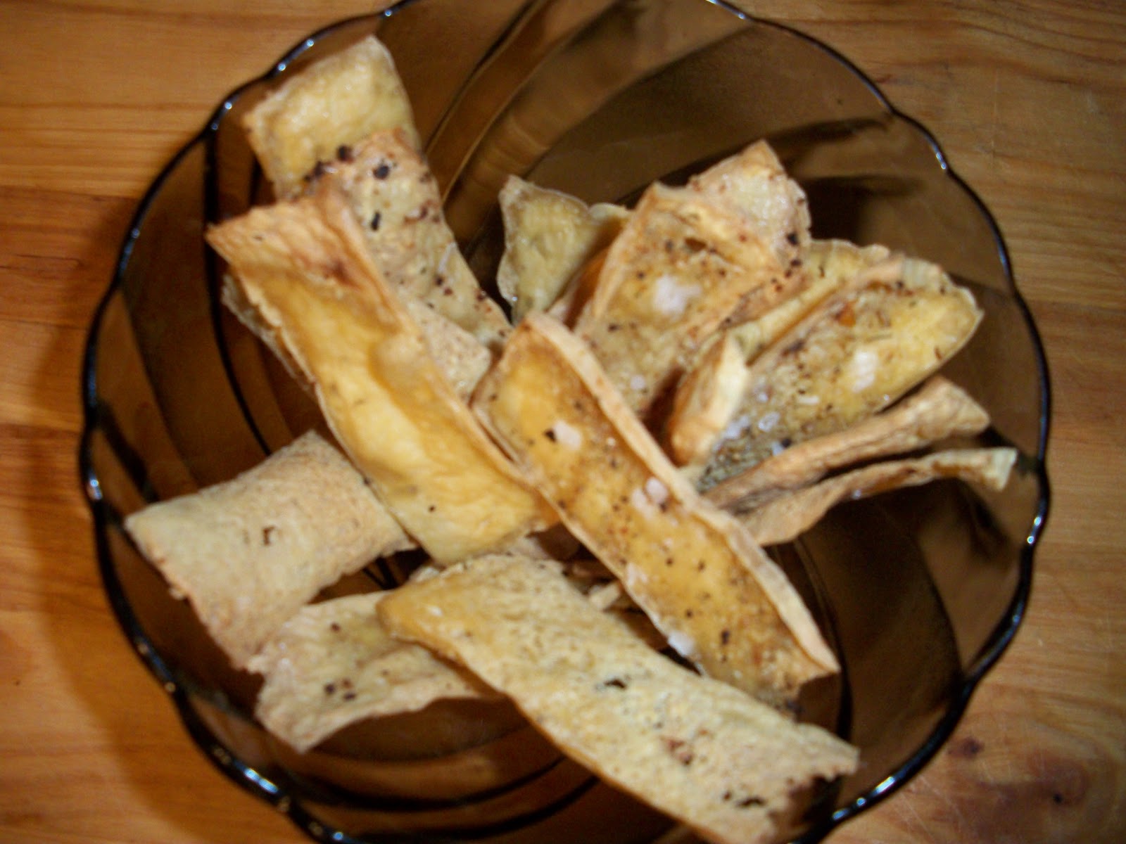 Cooking with love ! Cipsuri de tofu ( Baked tofu chips )