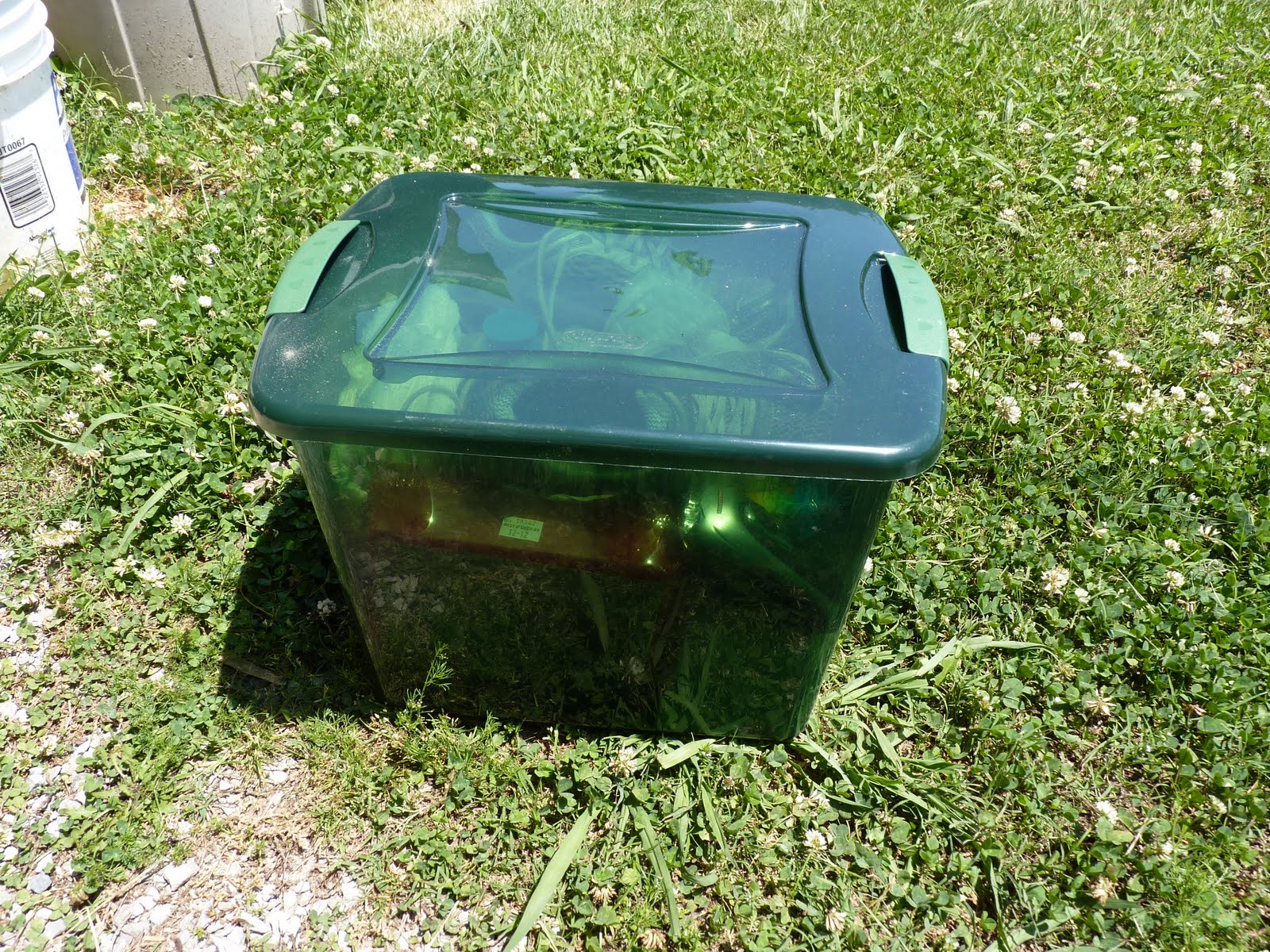 Build Your Own Emergency Car Kit with this Emergency Car Kit Checklist