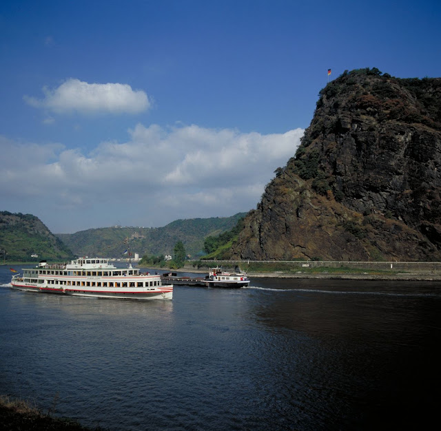 Just south of Saint Goar, the legend of the Loreley is regaled by sailors young and old. Photo: © German National Tourist Office. Unauthorized use is prohibited.