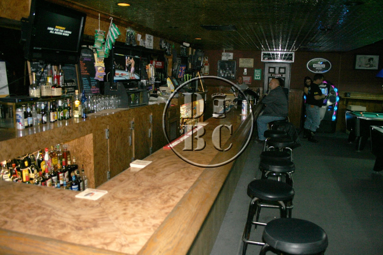 DiveBar Culture Booties Sports Bar, Tustin CA