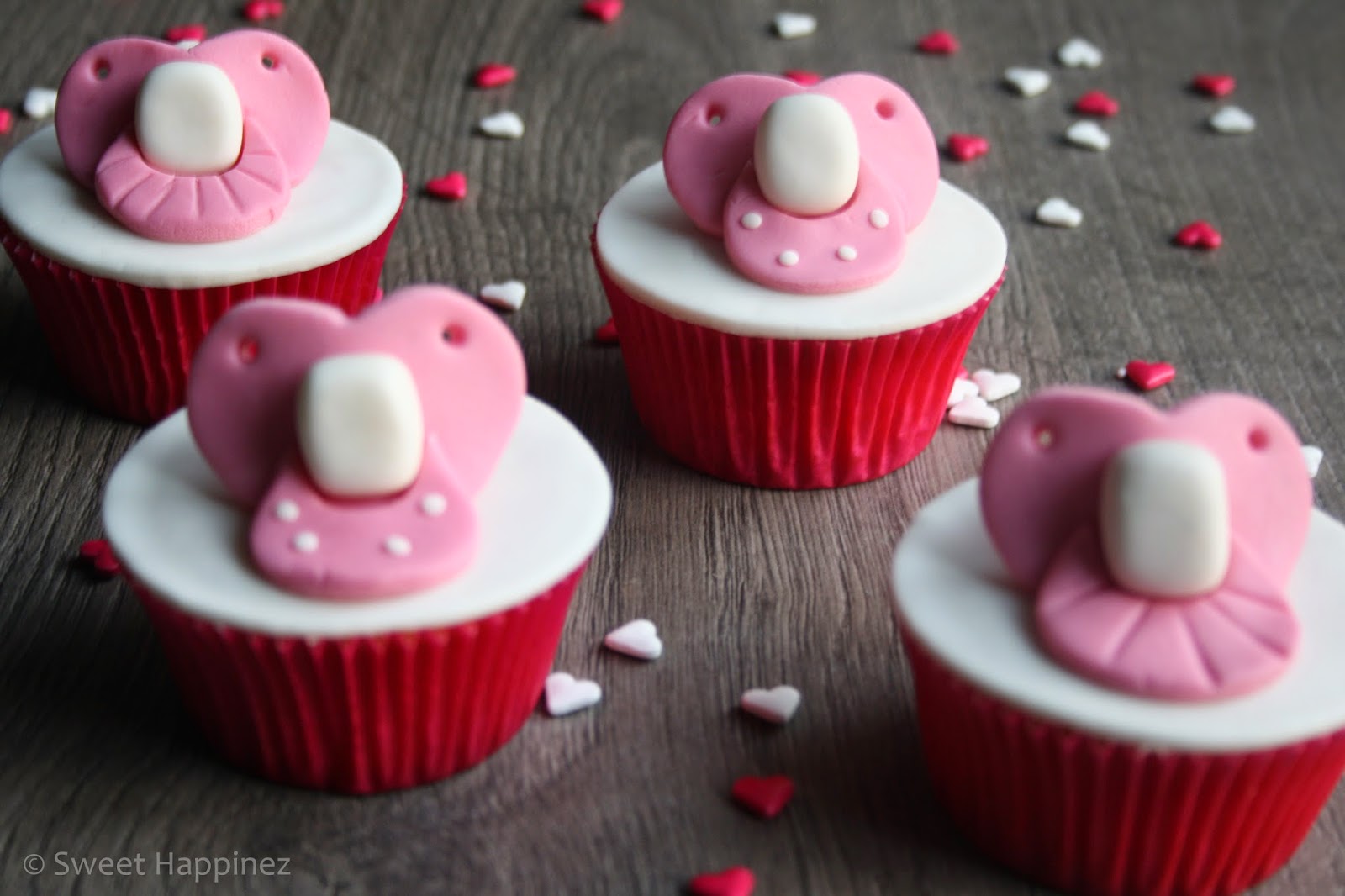 http://3.bp.blogspot.com/-_icVilj80zw/VFVz0h0hqSI/AAAAAAAAEDU/Qgyel41XJhM/s1600/Speen%2BCupcakes%2B8.JPG