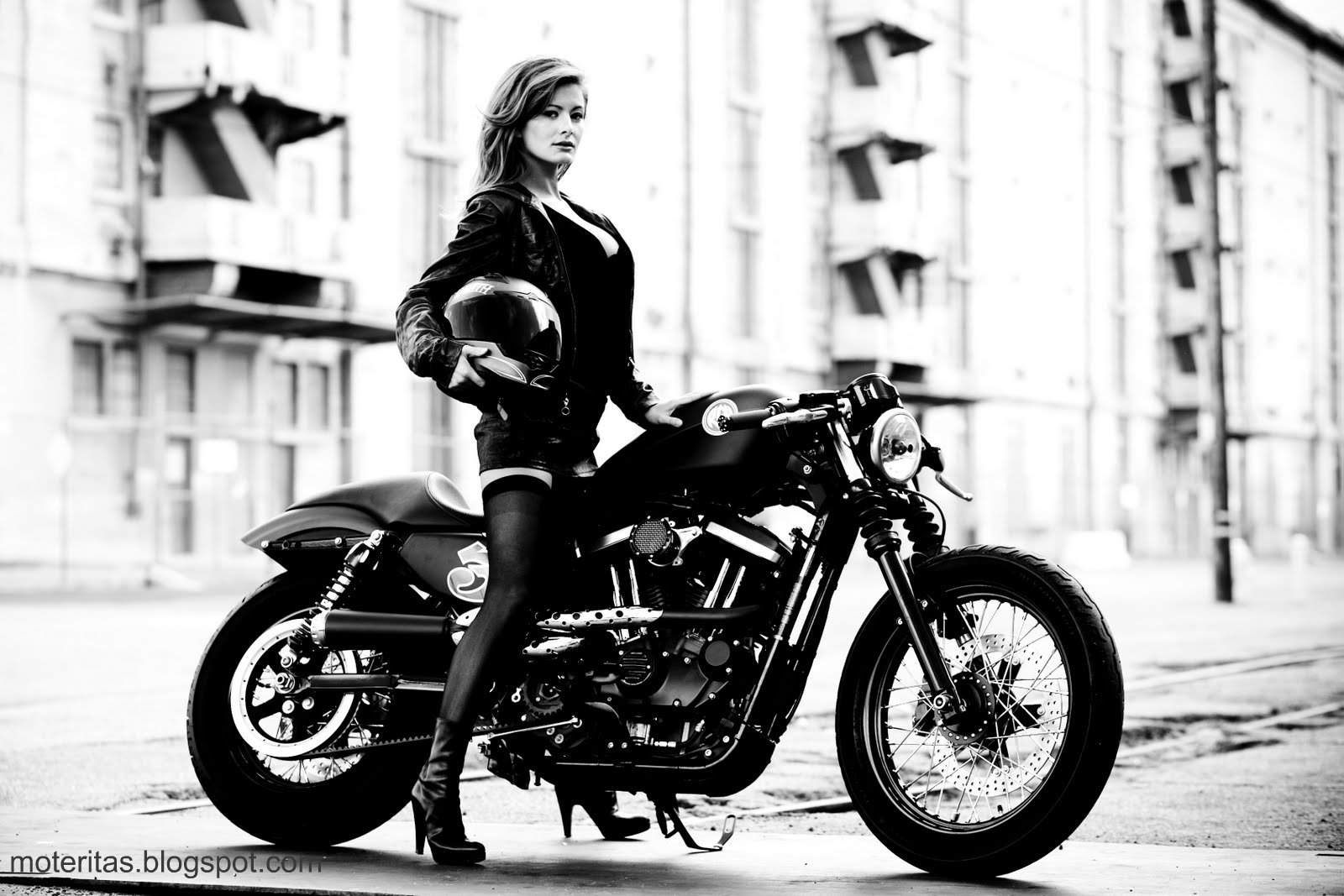 sportster harley 1200 motos-mujeres-harley-davidson-sportster-custom-wallpaper-cafe-racer