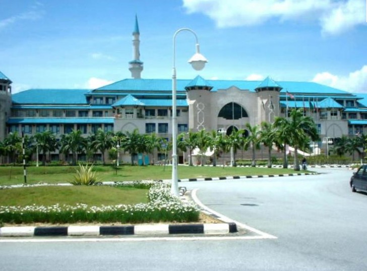 Program Asasi Universiti Sains Islam Malaysia