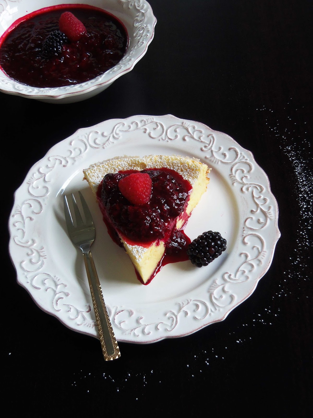 Simply Romanesco Goat Cheese Cake with Berries