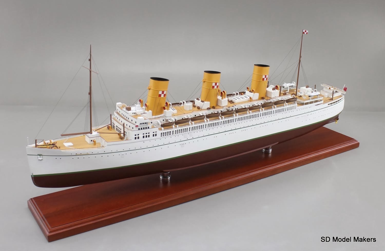 SD Model Makers 35” RMS Empress of Scotland Ocean Liner Model
