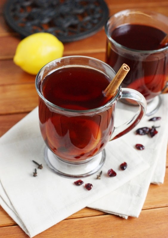 Holiday Mulled Cranberry Tea | The Kitchen is My Playground