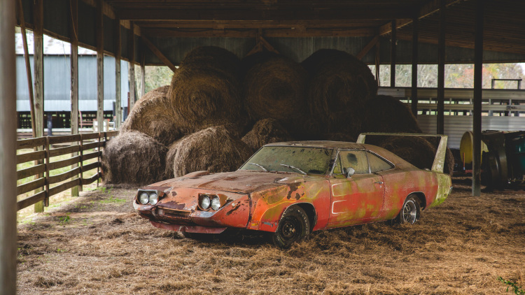 Rare Dodge Daytona found in barn heads for auction