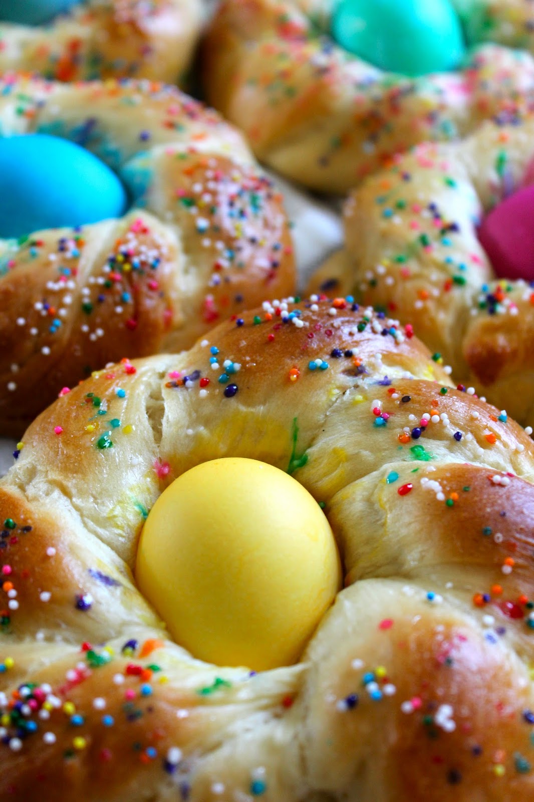 The Cultural Dish: Recipe: Italian Easter Egg Bread!
