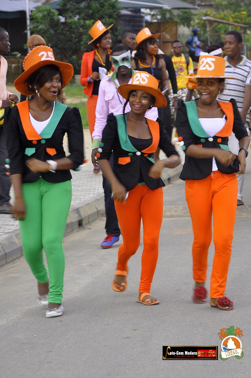  Connoisseur Exclusive Photos of Orange Carnival 2012