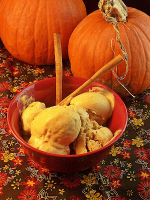 Pumpkin Spice Ice Cream by Cravings of a Lunatic