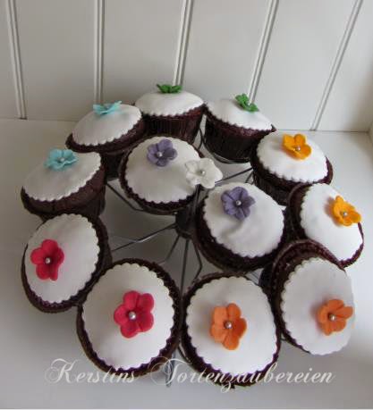 Kindergeburtstag Cakepops Und Kirsch Bananen Muffins