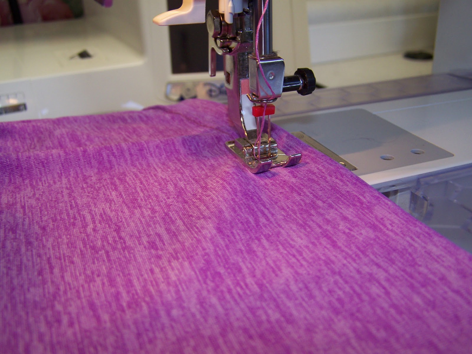 sewcreatelive DoubleNeedle Hem for Knits