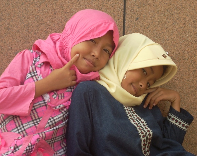 Sama sama Putri