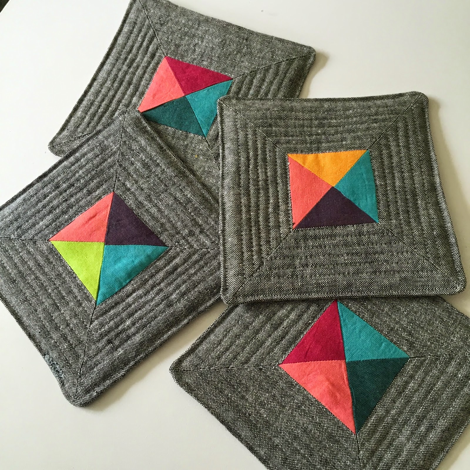 Teaginny Designs: Quilted Coasters