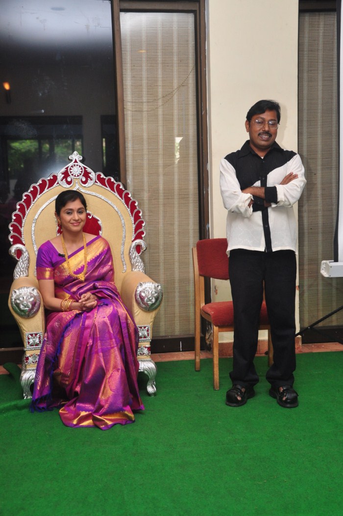 vanniyar actress list devayani husband rajakumaran latest stills car interior vanniyar actress list devayani husband rajakumaran latest stills car interior