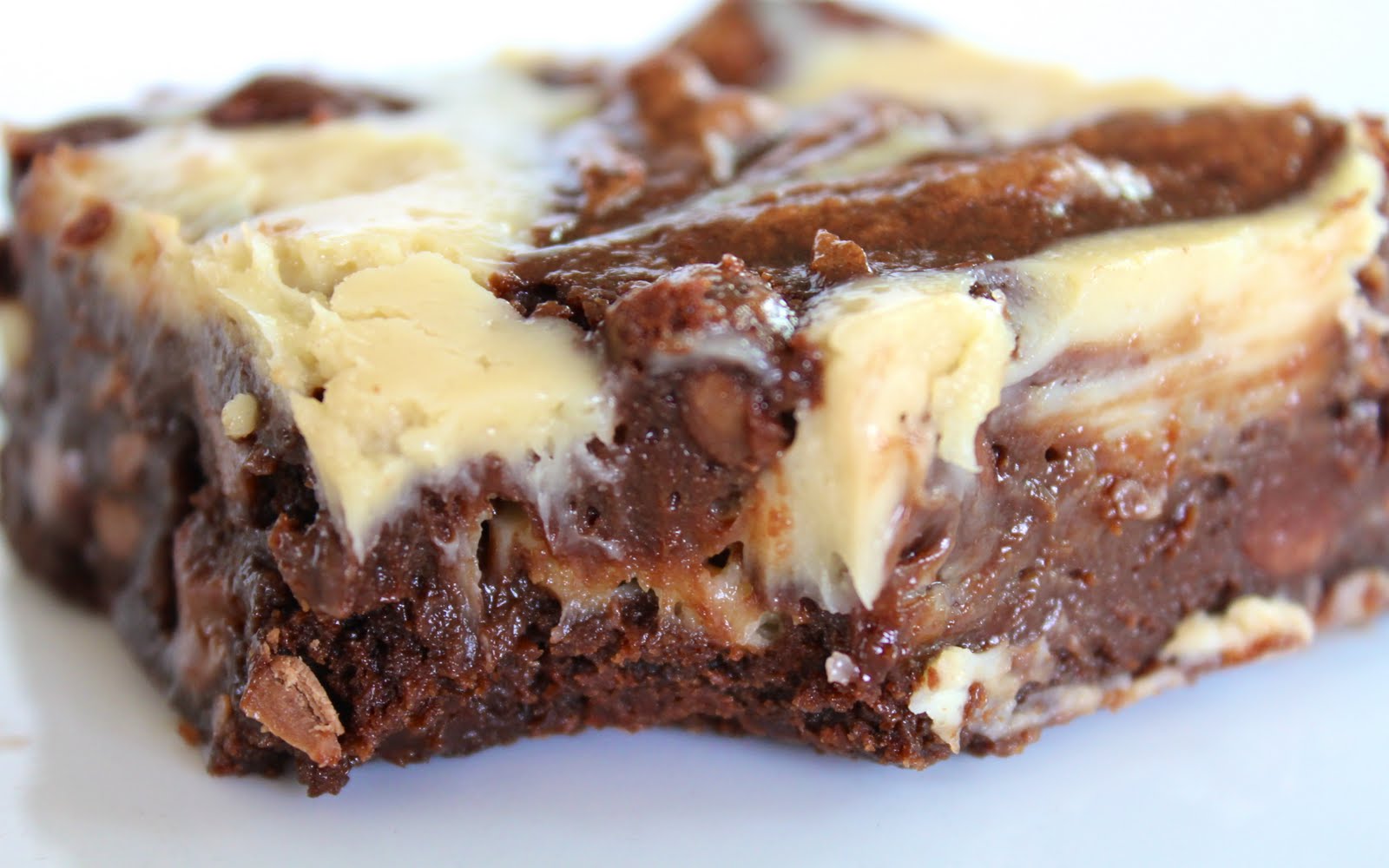 Yammie's Noshery Cheesecake Swirled Fudge Brownies