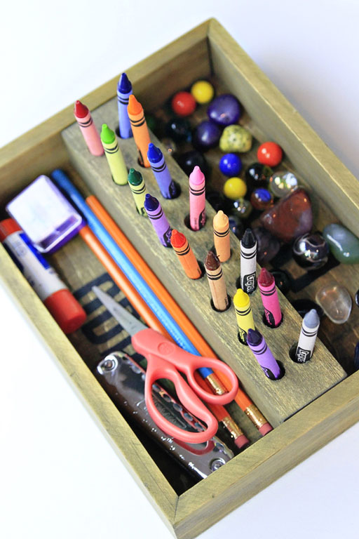 Custom Goods DIY Desk Organizer with the Tray