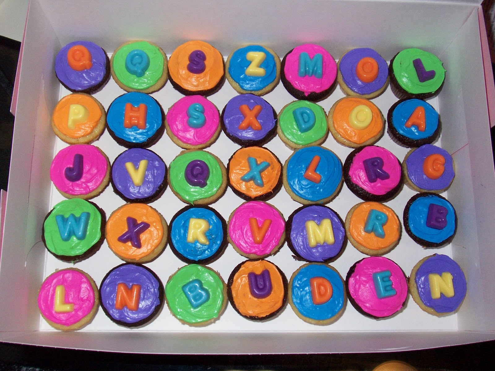 UNIQUELY CUPCAKED Letter Cupcakes